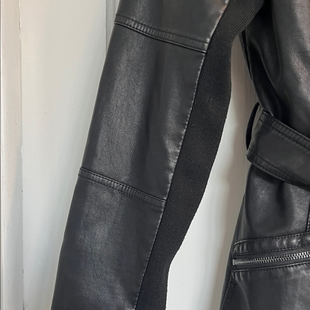Roz & Ali Women's Black Faux Leather Jacket - Picture 5 of 6
